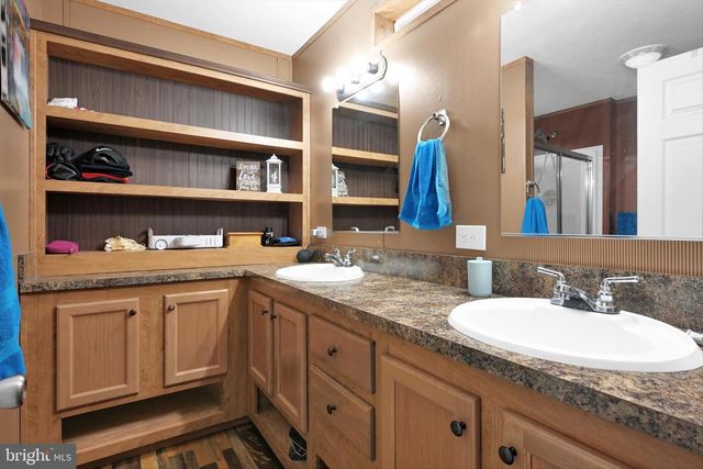 32 OLIVERS PARK DR, Annville, PA 17003