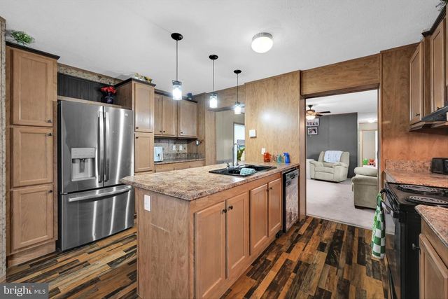 32 OLIVERS PARK DR, Annville, PA 17003