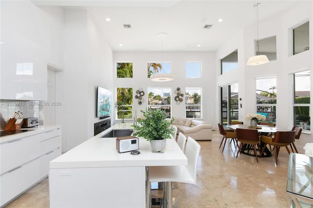 954 Sanibel Dr 954, Hollywood, FL 33019