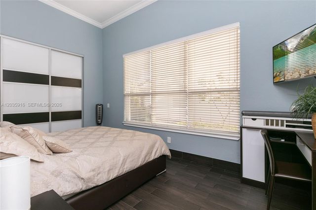 954 Sanibel Dr 954, Hollywood, FL 33019