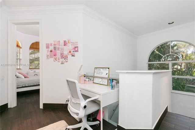 954 Sanibel Dr 954, Hollywood, FL 33019