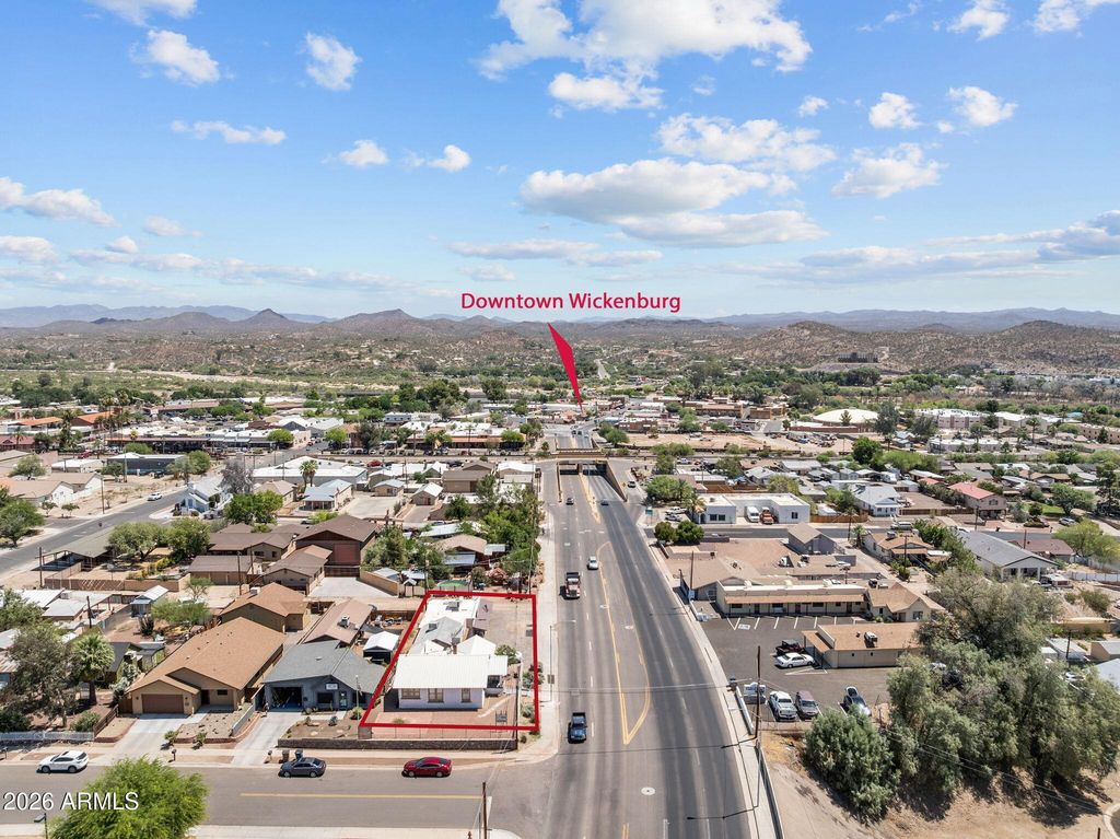 170 W WICKENBURG Way, Wickenburg, AZ 85390 — exterior