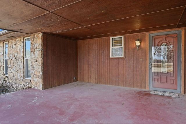 3114 Sooner Lake Circle, Moore, OK 73165