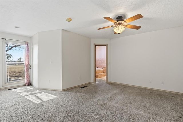 3114 Sooner Lake Circle, Moore, OK 73165