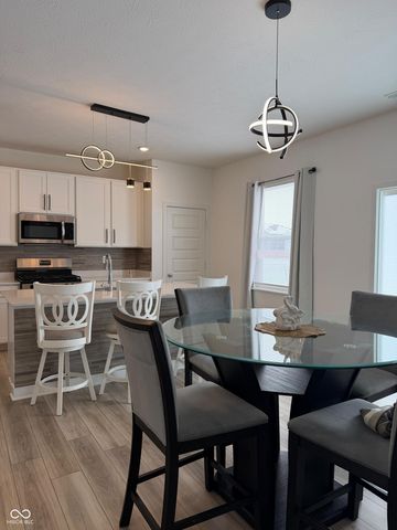 8690 Lester Place, Pendleton, IN 46064