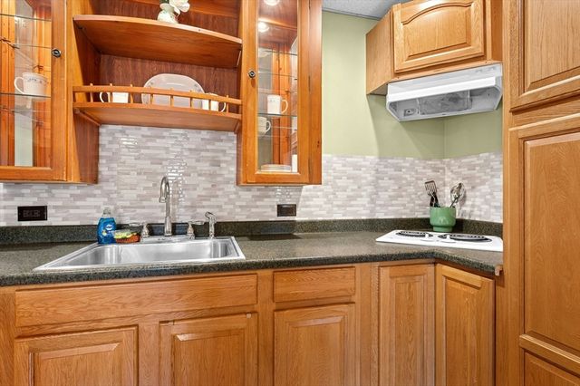 94 South Oxford Street 1, Millbury, MA 01527