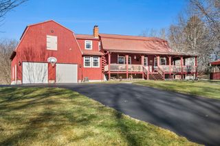 94 South Oxford Street 1, Millbury, MA 01527