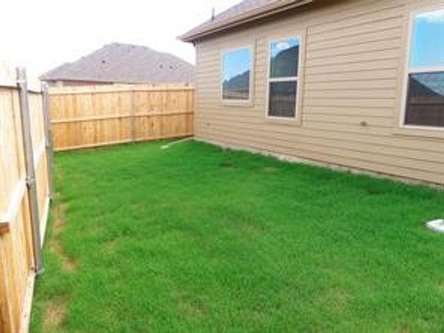 605 Beechwood Drive, Greenville, TX 75402