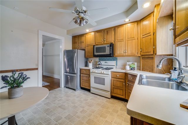 396-400 Hazelwood, Rochester, NY 14609