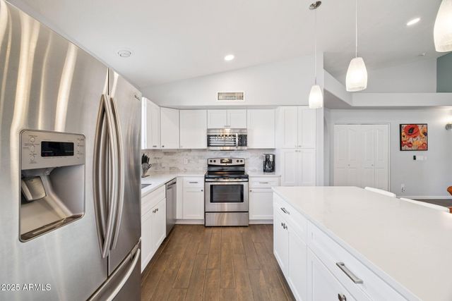 19206 N 36TH Place, Phoenix, AZ 85050