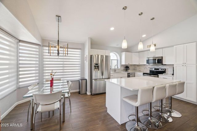 19206 N 36TH Place, Phoenix, AZ 85050