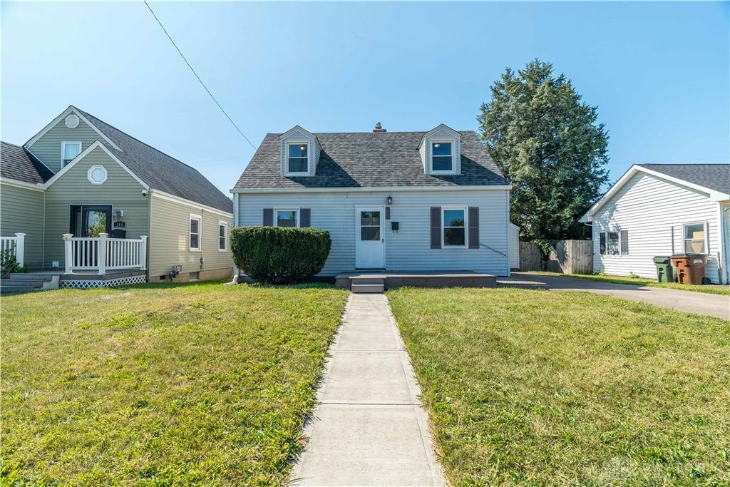 334 N Elm Avenue, Fairborn, OH 45324