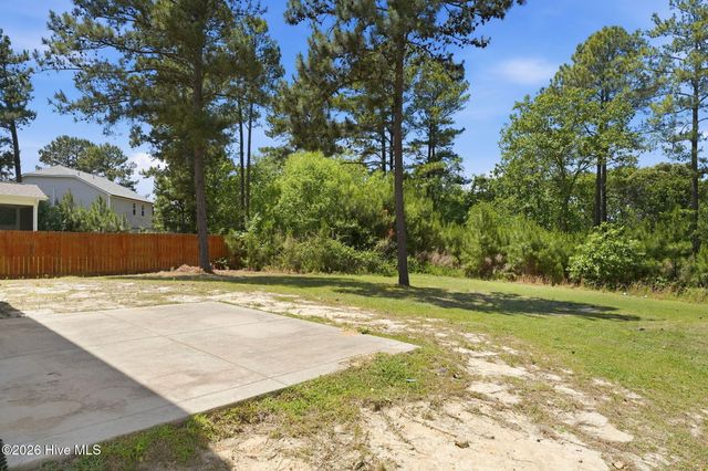 192 Sandy Springs Road, Aberdeen, NC 28315