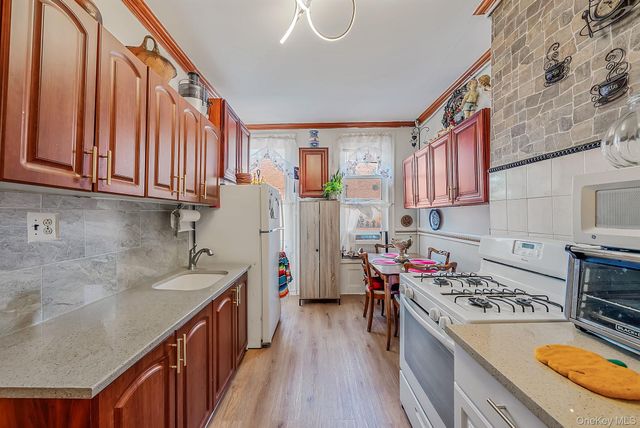 283 Wyckoff Avenue, Brooklyn, NY 11237