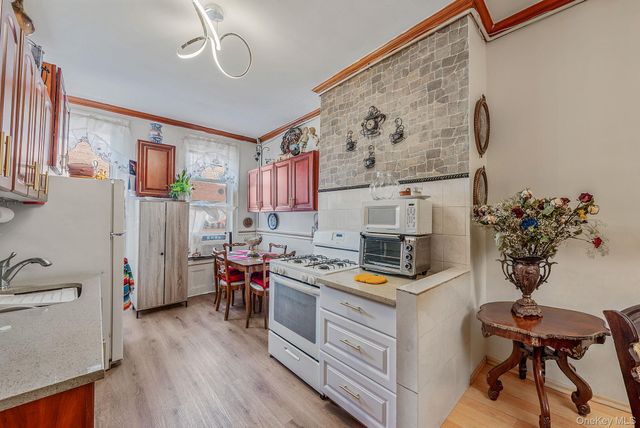 283 Wyckoff Avenue, Brooklyn, NY 11237