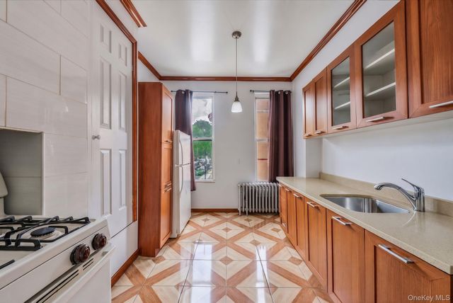 283 Wyckoff Avenue, Brooklyn, NY 11237