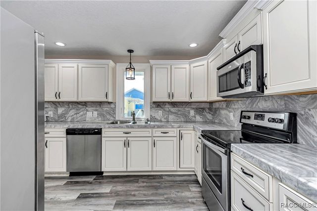 13920 W Evers Court, Crystal River, FL 34429