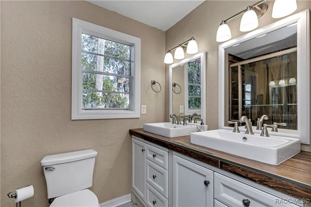 13920 W Evers Court, Crystal River, FL 34429