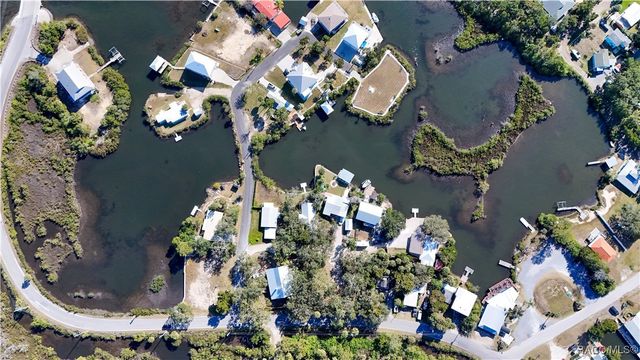 13920 W Evers Court, Crystal River, FL 34429