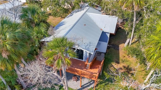 13920 W Evers Court, Crystal River, FL 34429