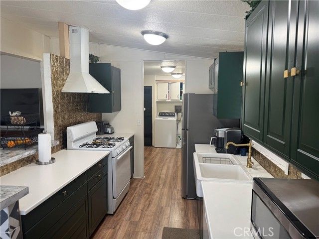 1550 Rimpau 37, Corona, CA 92881