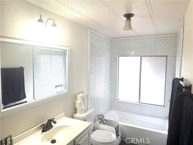 1550 Rimpau 37, Corona, CA 92881