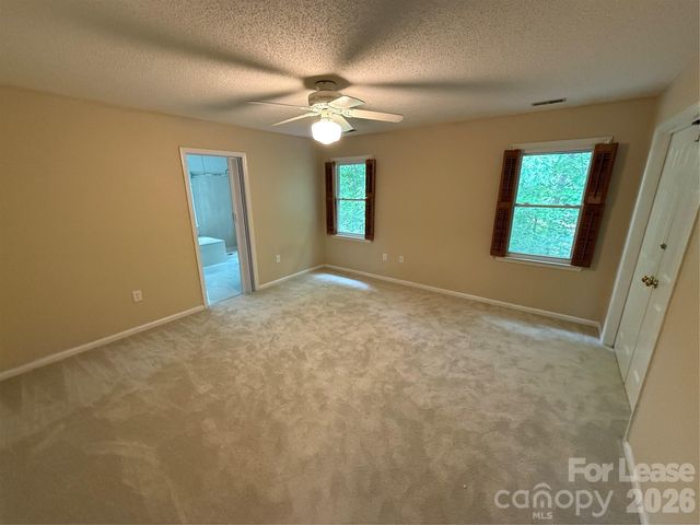 9423 Fairmead Drive, Charlotte, NC 28269