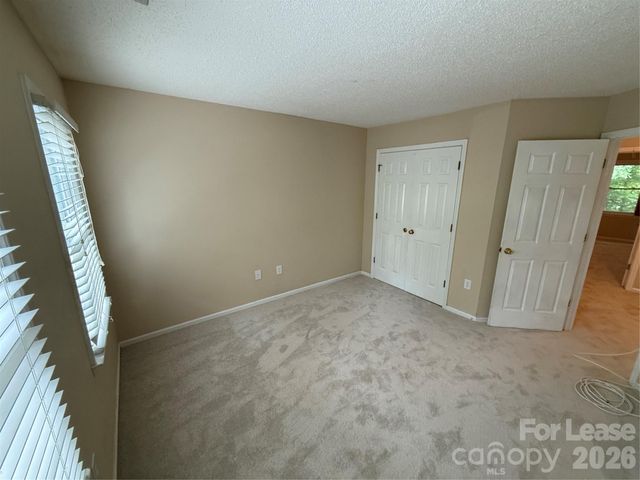 9423 Fairmead Drive, Charlotte, NC 28269
