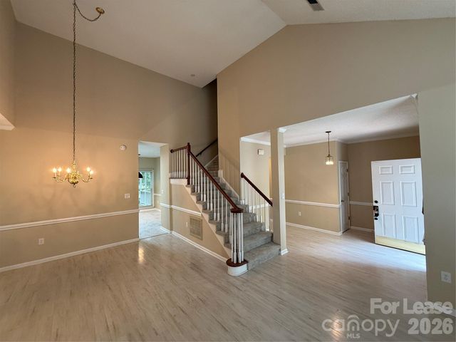 9423 Fairmead Drive, Charlotte, NC 28269