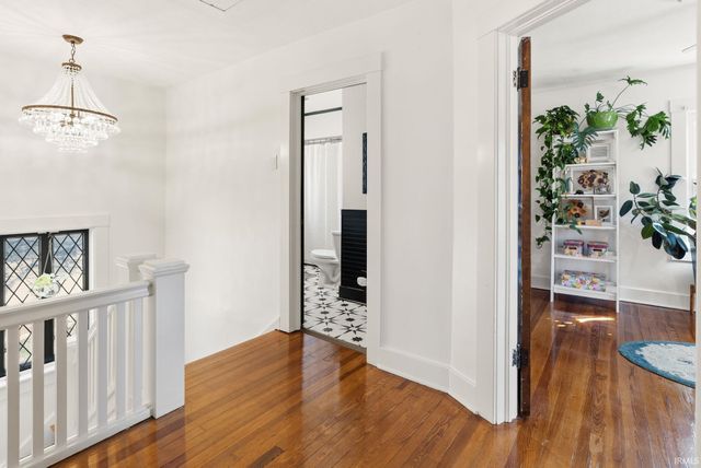 709 W Oakdale Drive, Fort Wayne, IN 46807