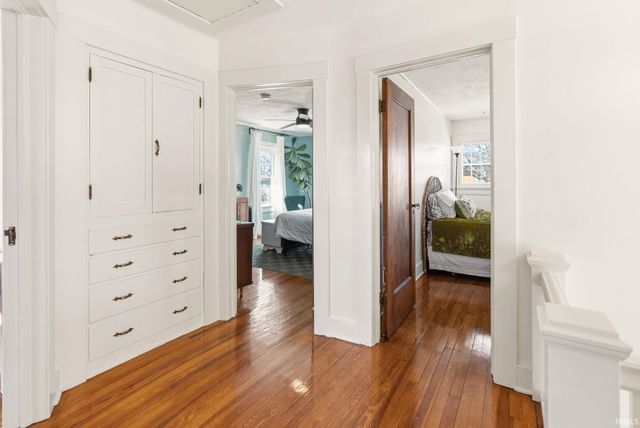 709 W Oakdale Drive, Fort Wayne, IN 46807