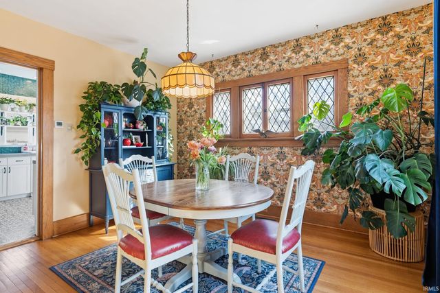 709 W Oakdale Drive, Fort Wayne, IN 46807