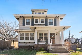 709 W Oakdale Drive, Fort Wayne, IN 46807