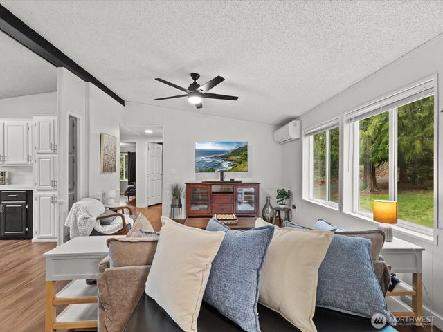 16730 80th Avenue NW, Stanwood, WA 98292