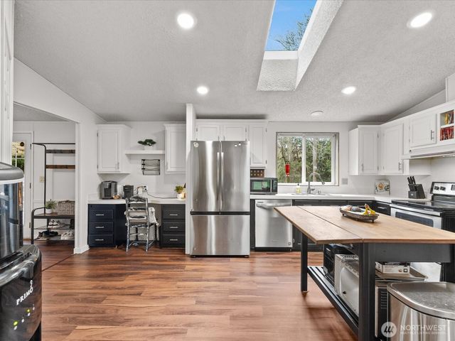 16730 80th Avenue NW, Stanwood, WA 98292