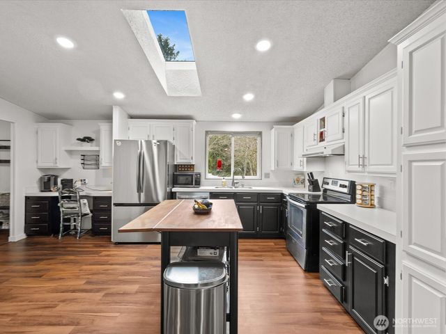 16730 80th Avenue NW, Stanwood, WA 98292