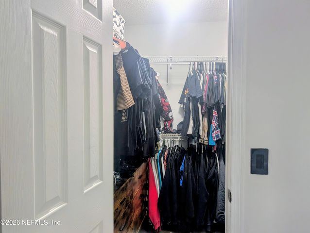 7737 MISTWOOD Circle E, Jacksonville, FL 32244