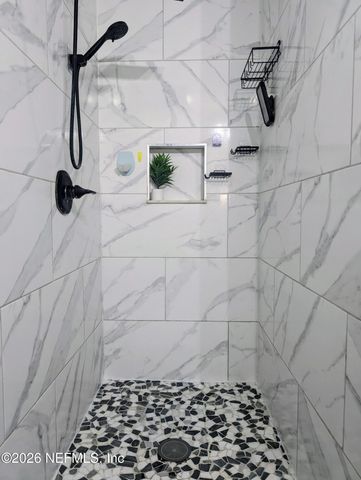 7737 MISTWOOD Circle E, Jacksonville, FL 32244