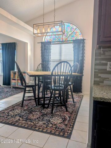 7737 MISTWOOD Circle E, Jacksonville, FL 32244