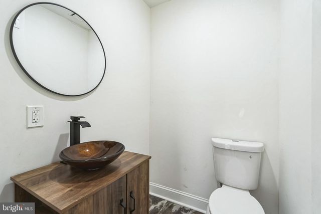 382 MARTIN ST, Philadelphia, PA 19128