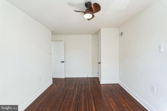 382 MARTIN ST, Philadelphia, PA 19128
