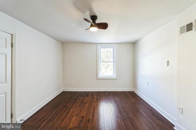 382 MARTIN ST, Philadelphia, PA 19128