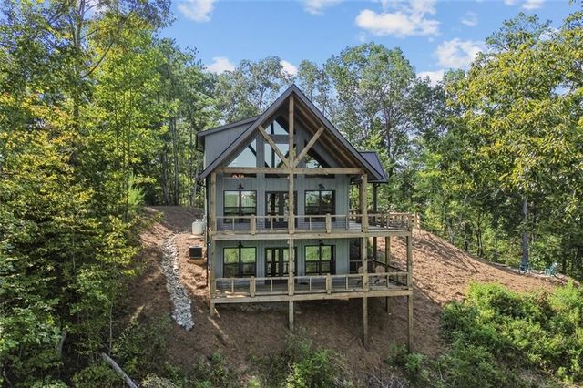 1510 Marie Drive, Talking Rock, GA 30175