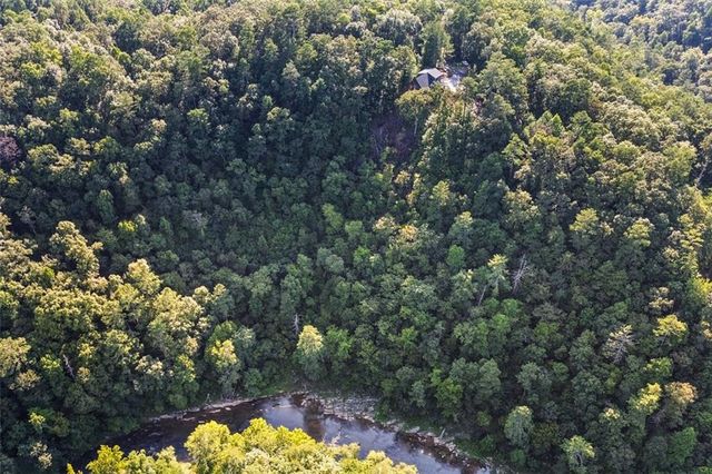 1510 Marie Drive, Talking Rock, GA 30175