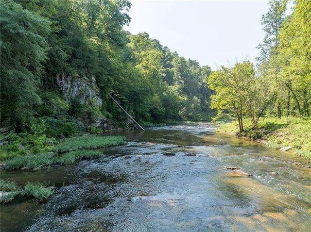 1510 Marie Drive, Talking Rock, GA 30175