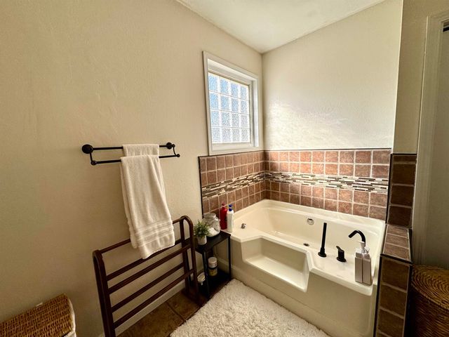 3068 S AR 9 HWY, Melbourne, AR 72556