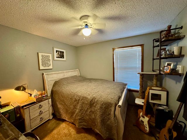 3068 S AR 9 HWY, Melbourne, AR 72556