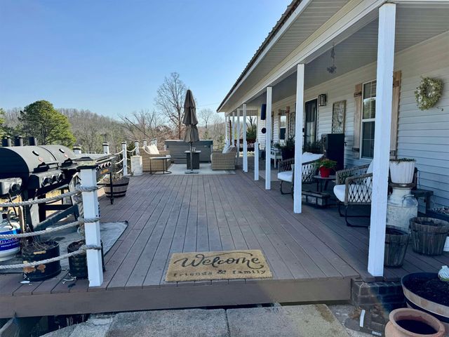 3068 S AR 9 HWY, Melbourne, AR 72556