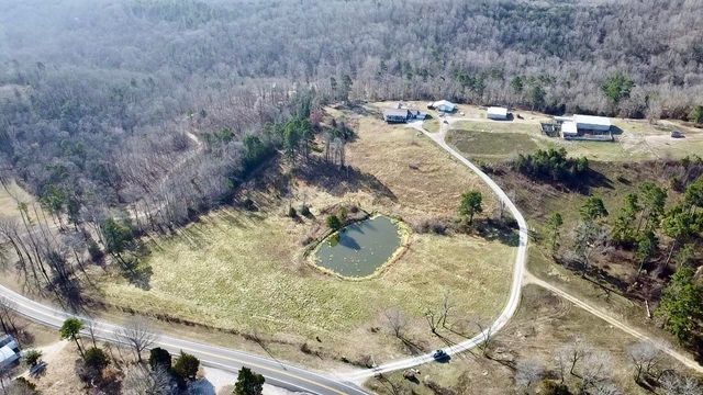 3068 S AR 9 HWY, Melbourne, AR 72556