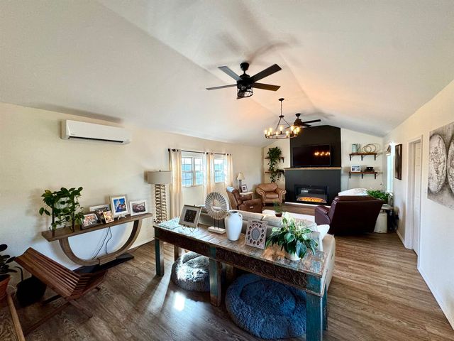 3068 S AR 9 HWY, Melbourne, AR 72556